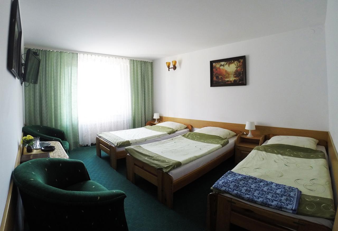 Hotel Kot Siestrzen エクステリア 写真