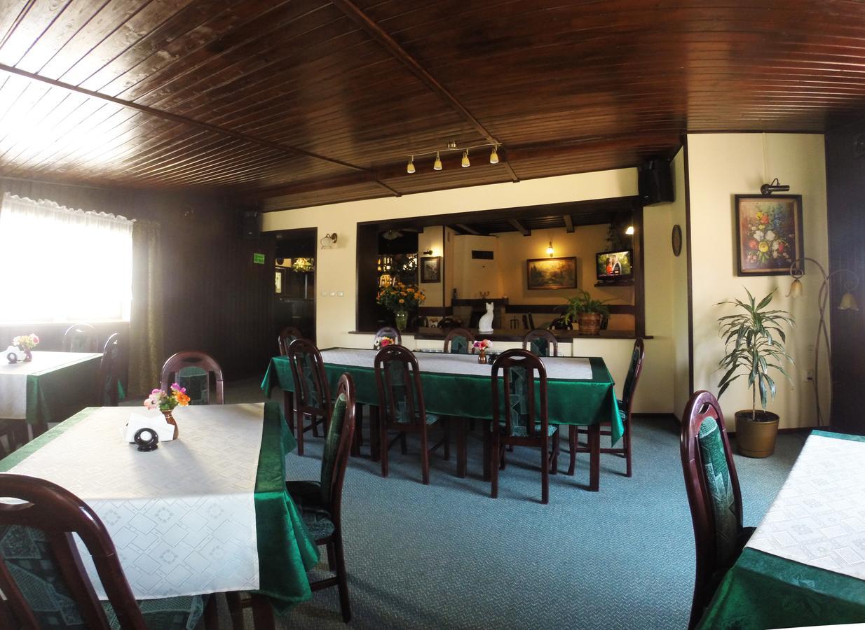 Hotel Kot Siestrzen エクステリア 写真